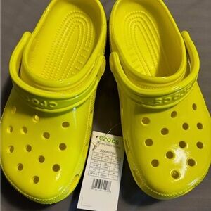 Brand new yellow crocs
